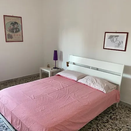 Flat215 בית הארחה בארי