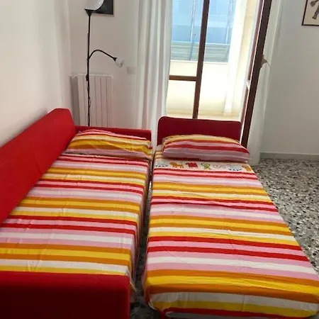 Flat215 בית הארחה *