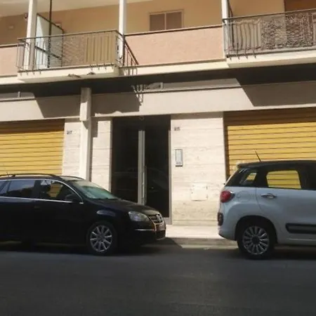 Flat215 * בארי