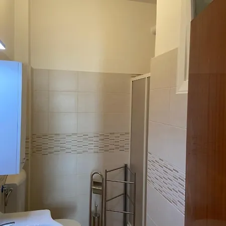 Flat215 Gasthof *